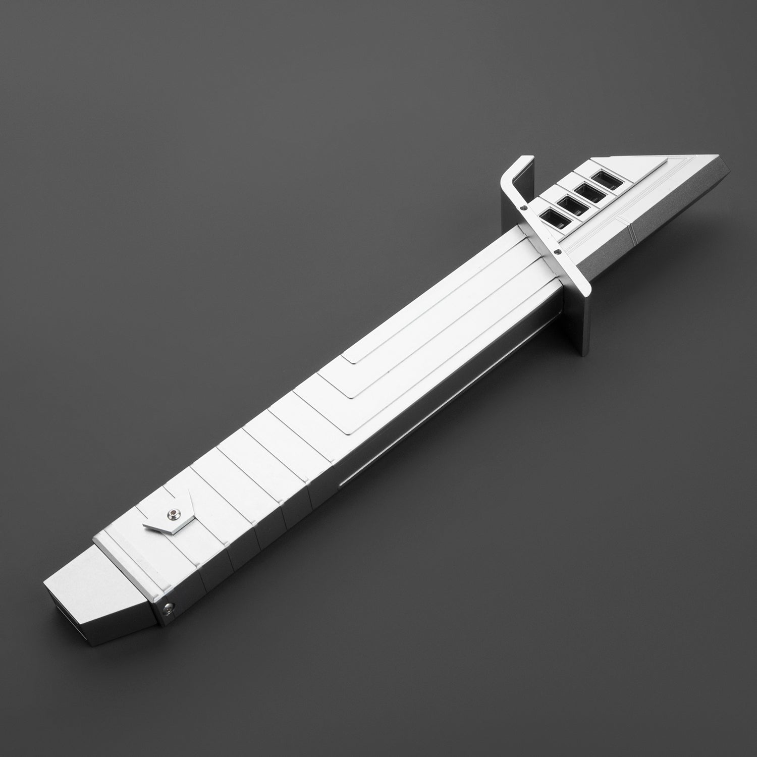 Dark Saber (Silver) - Saber Council