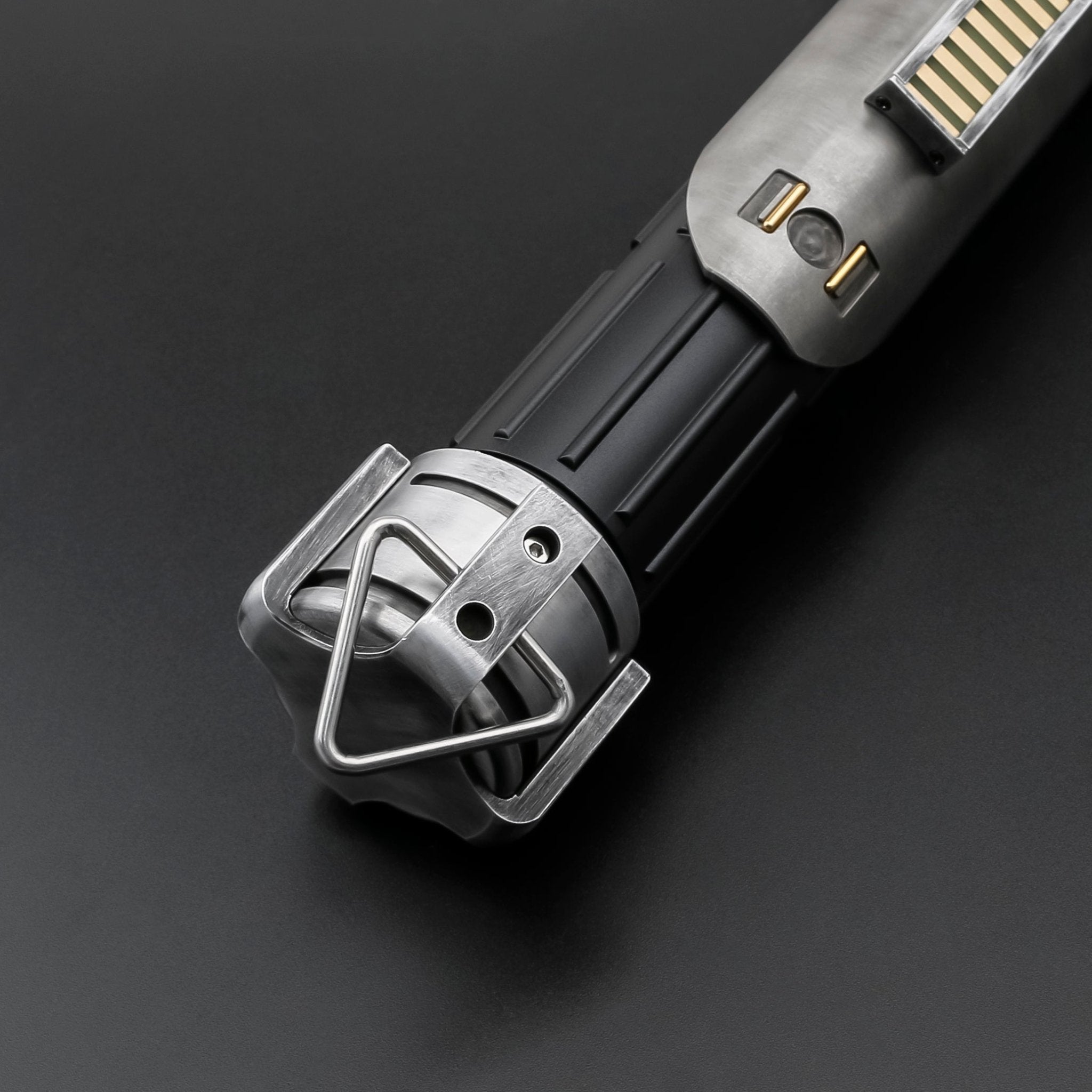 Spectre (Weathered) - Saber Council