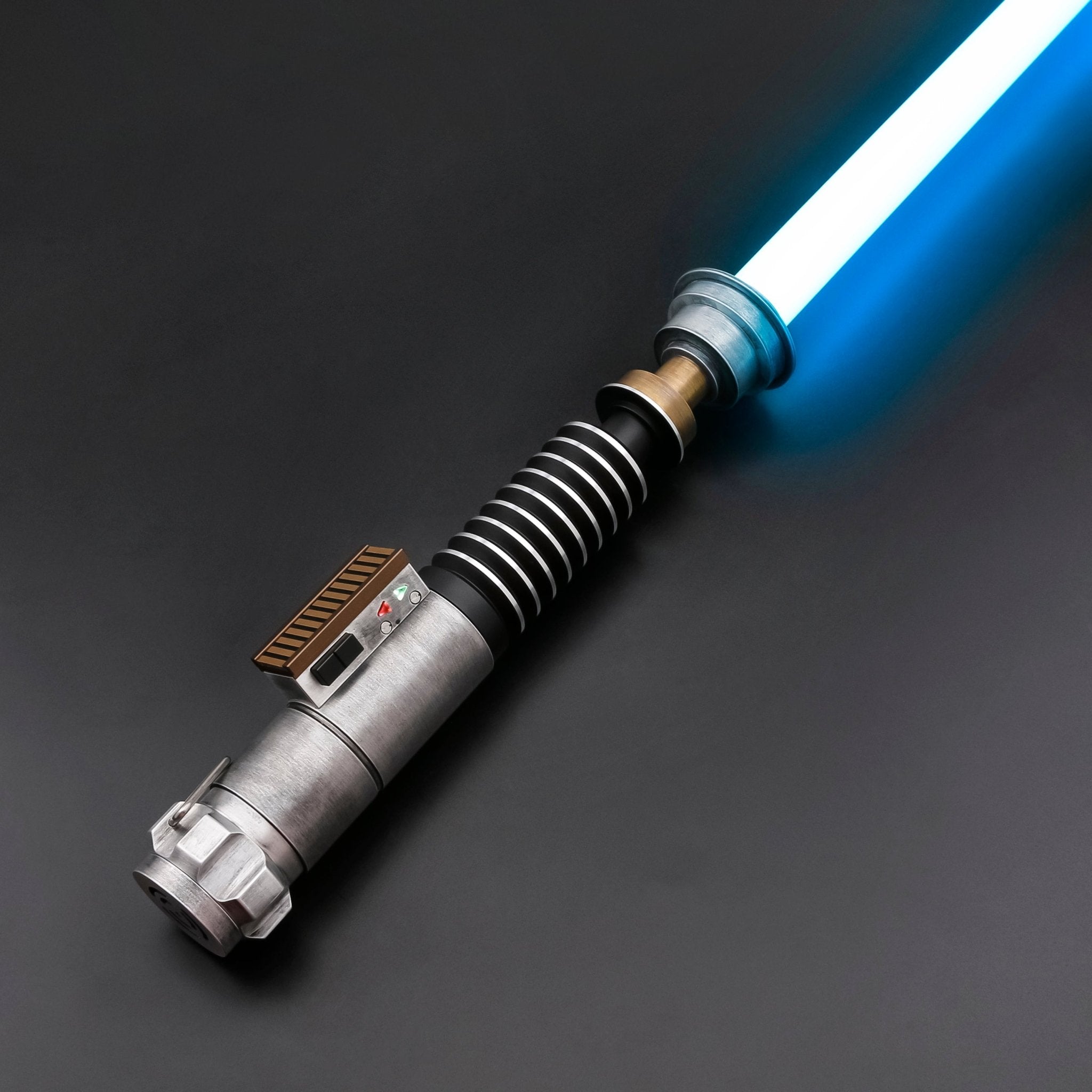 Luke Hero (Gen2) Weathered ☆ ライトセーバー Luke ROTJ (Weathered) – Saber Council